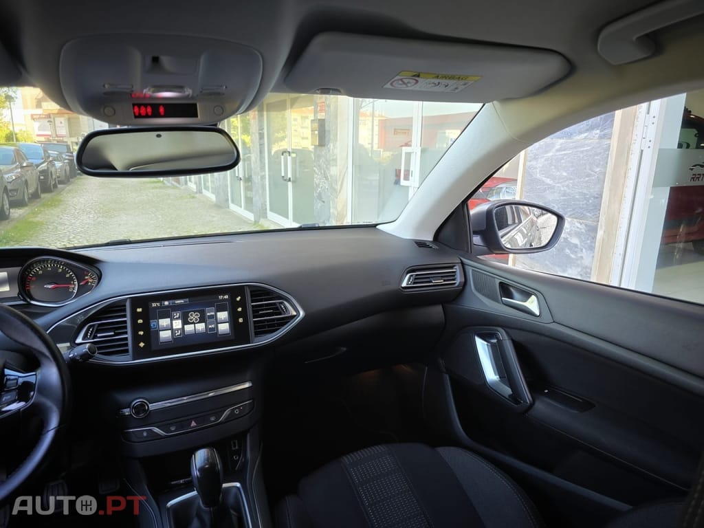 Peugeot 308 1.2 PureTech Style