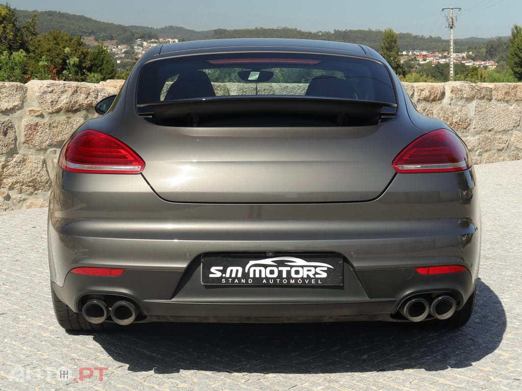 Porsche Panamera 3.0 V6