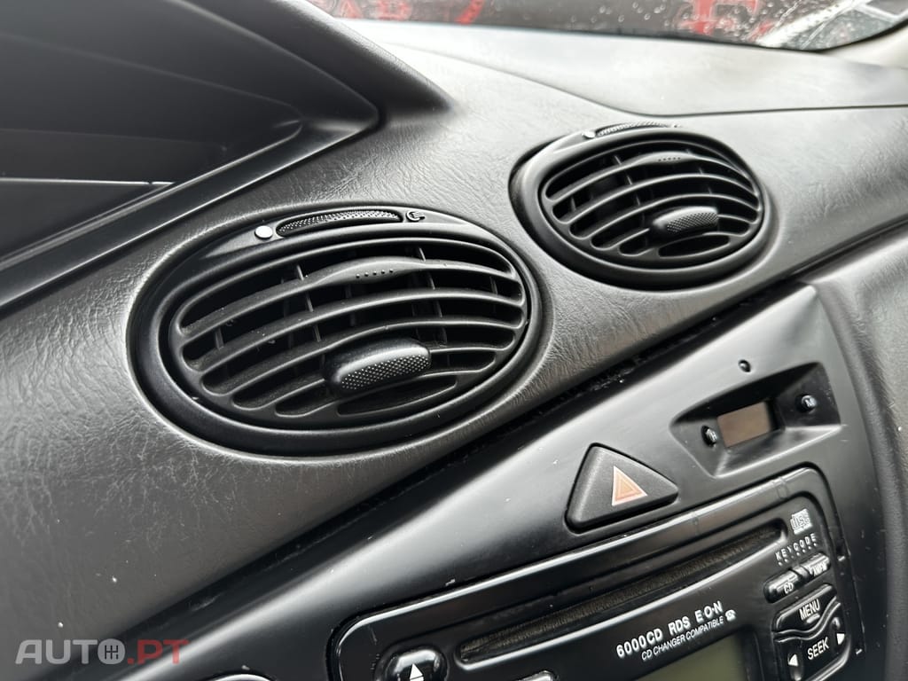 Ford Focus SW 1.4 Ambiente