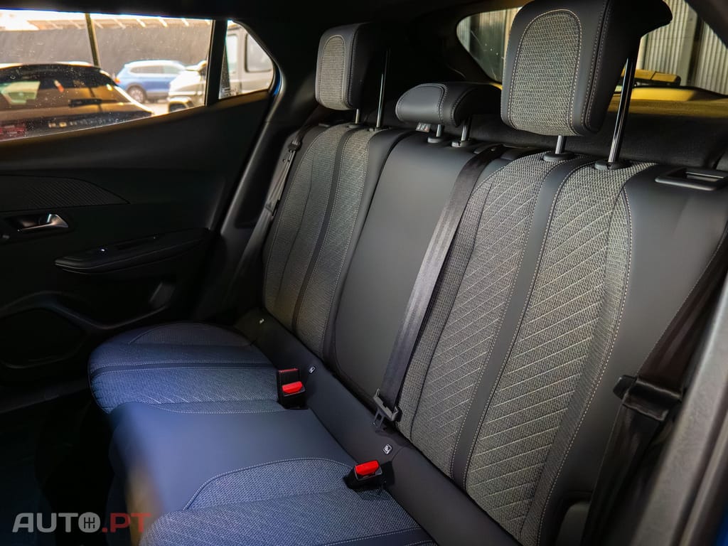 Peugeot 2008 1.2 PureTech Allure