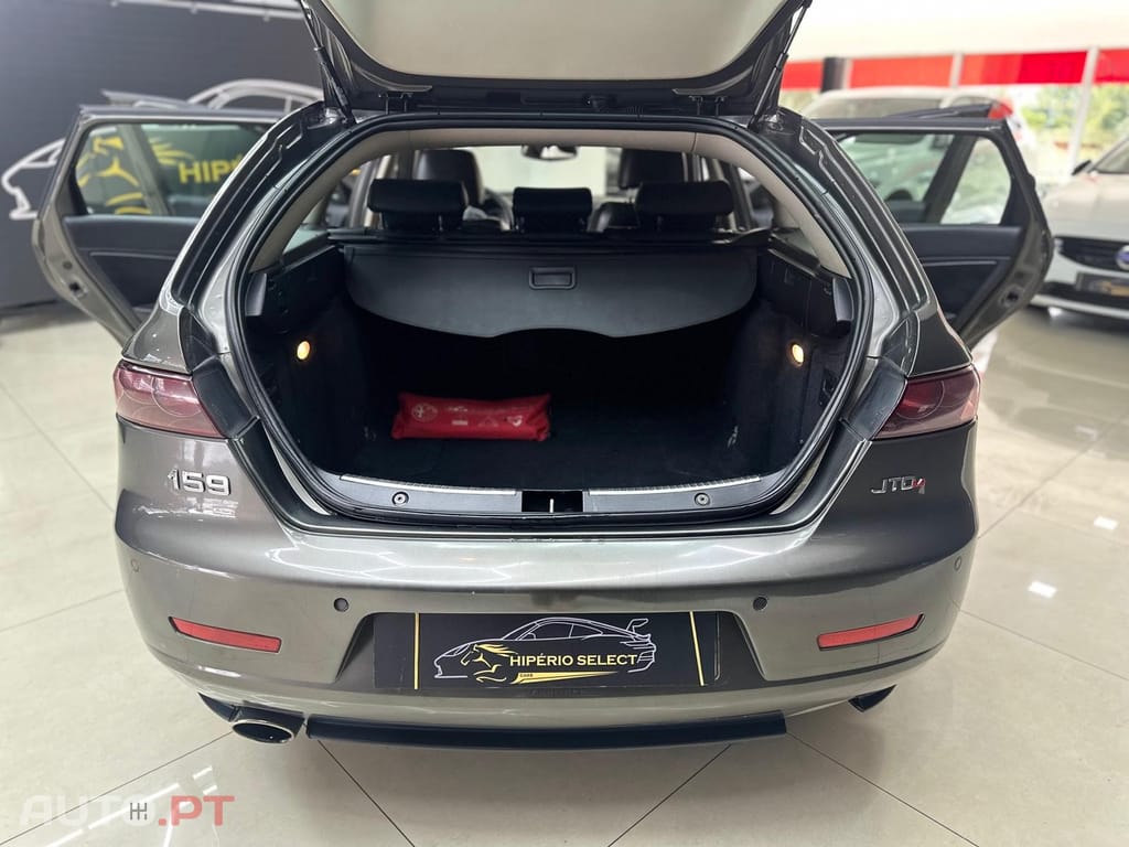 Alfa Romeo 159 Sportwagon 1.9 JTDm 16V Sportiva
