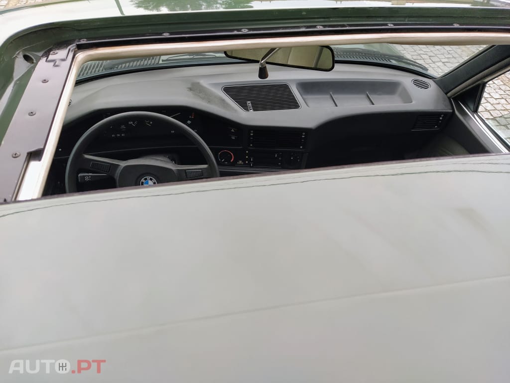 BMW 520 i E28