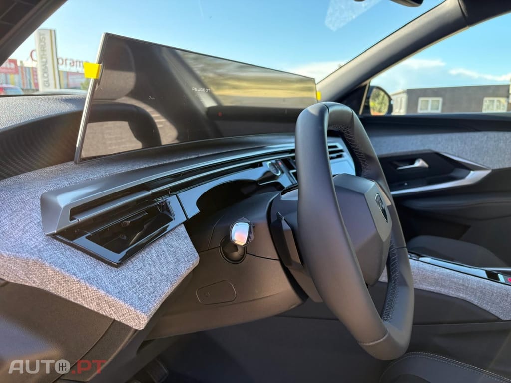 Peugeot 3008 1.2 Hybrid Allure E-DCS 6