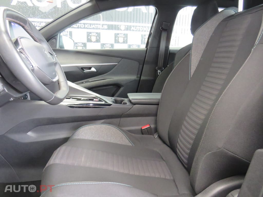 Peugeot 3008 1.5 Blue HDI Active