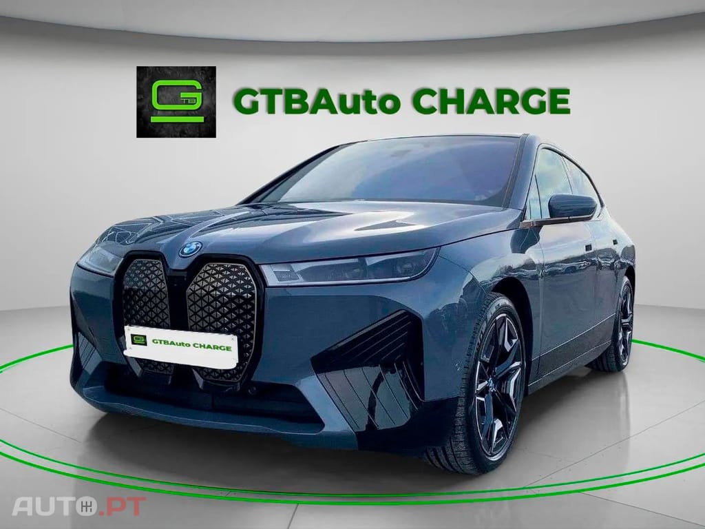 BMW iX xDrive50 I.V.A DEDUTÍVEL 