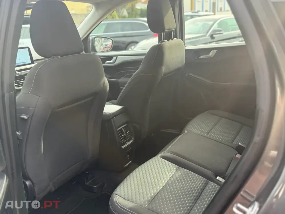 Ford Kuga 1.5 TDCi EcoBlue Titanium Aut.