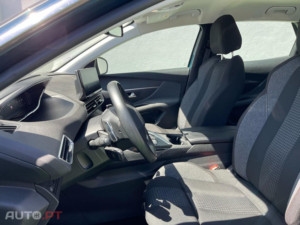 Peugeot 3008 BlueHDi 130 Stop & Start EAT8 Active Pack