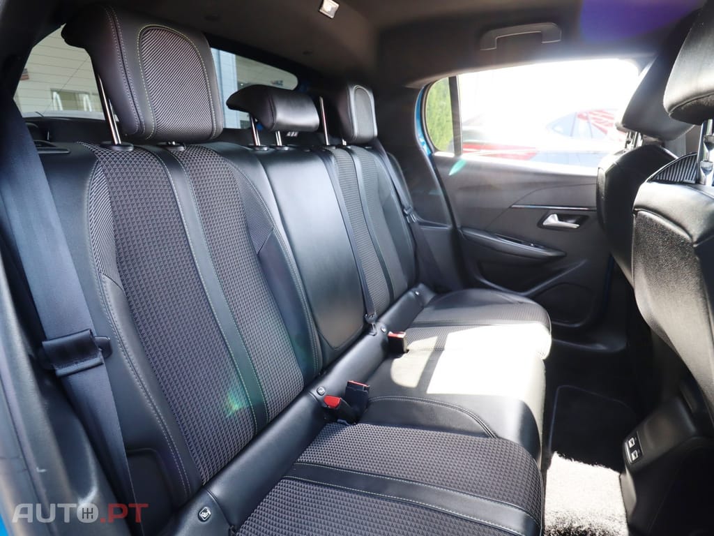 Peugeot 208 1.2 PureTech GT Line