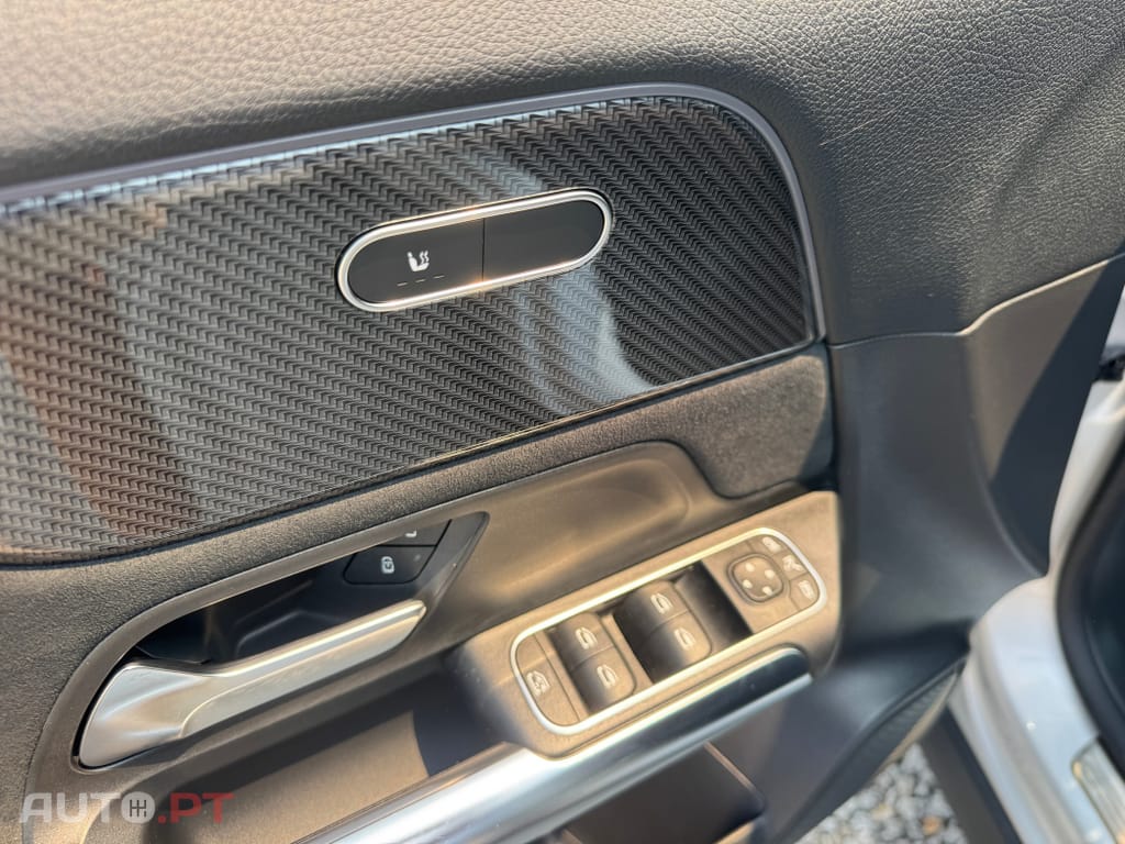 Mercedes-Benz GLA 250 e AMG Line