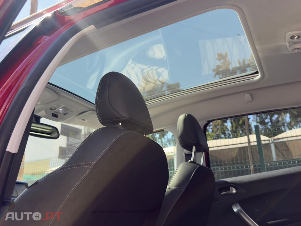 Peugeot 2008 1.2 PureTech Allure EAT6