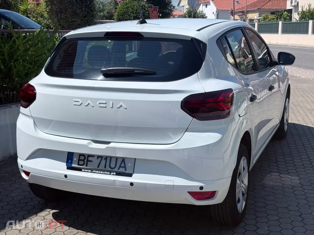 Dacia Sandero 1.0 ECO-G Essential Bi-Fuel