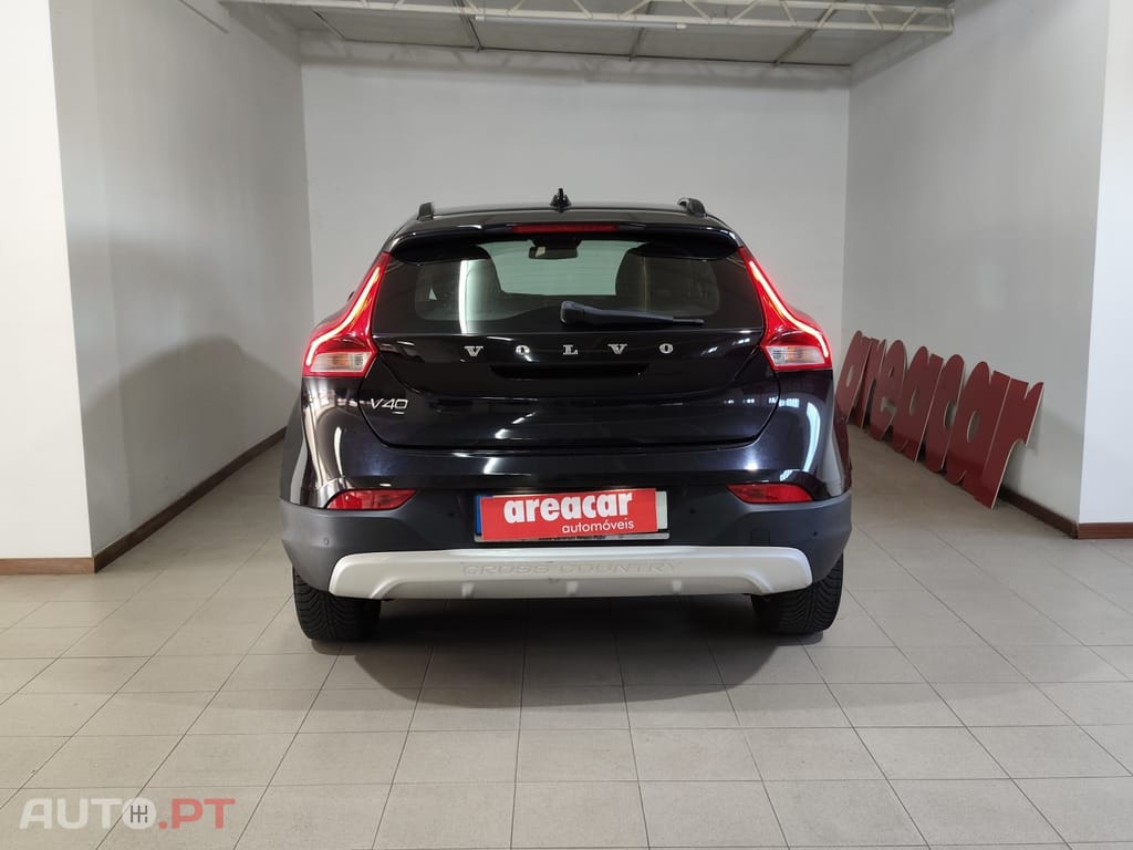 Volvo V40 Cross Country 1.6 D2 Momentum Powershift