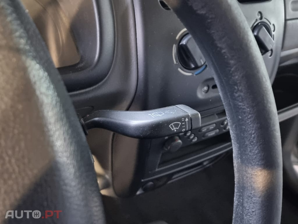 Opel Agila 1.0 12V