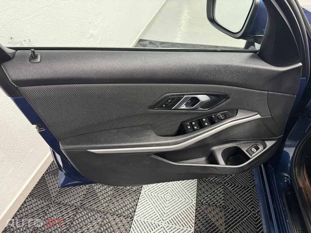 BMW 318 d Touring Advantage