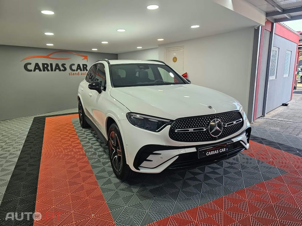 Mercedes-Benz GLC 300 de 4MATIC AMG Line