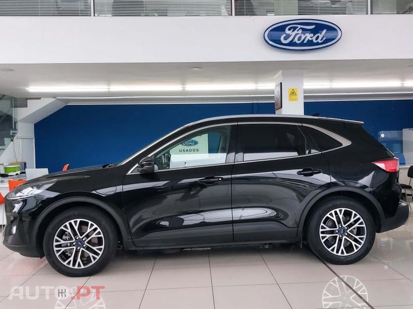 Ford Kuga 2.5 PHEV Titanium