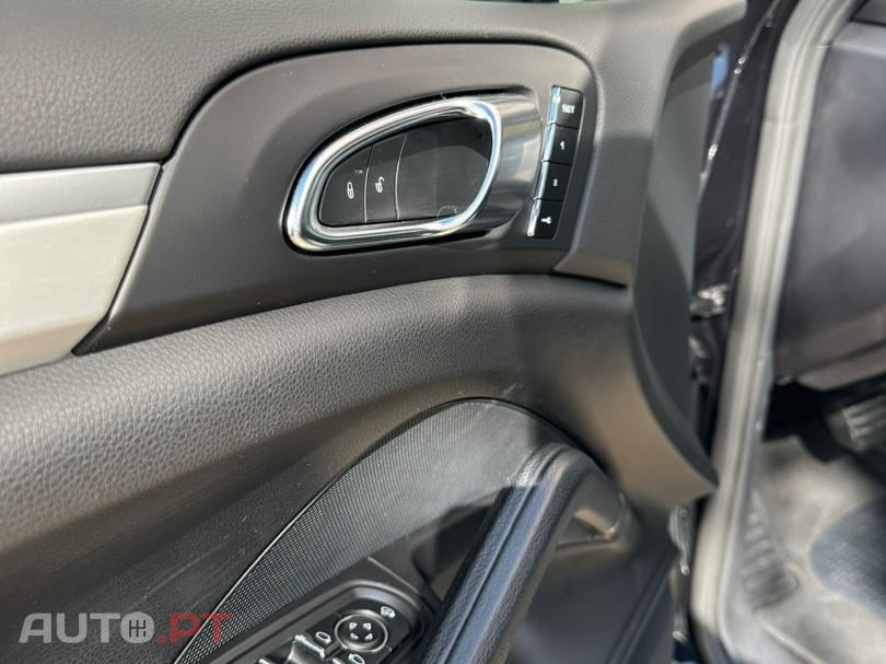 Porsche Cayenne Platinum Edition