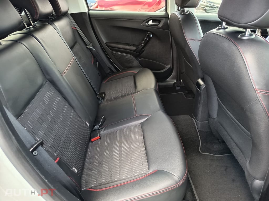 Peugeot 208 1.2 PureTech GT Line