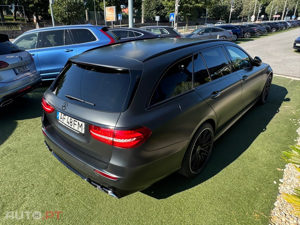 Mercedes-Benz E 220 d AMG Line