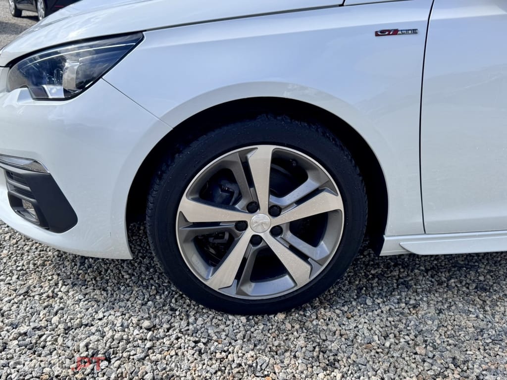 Peugeot 308 1.2 PureTech GT Line EAT8