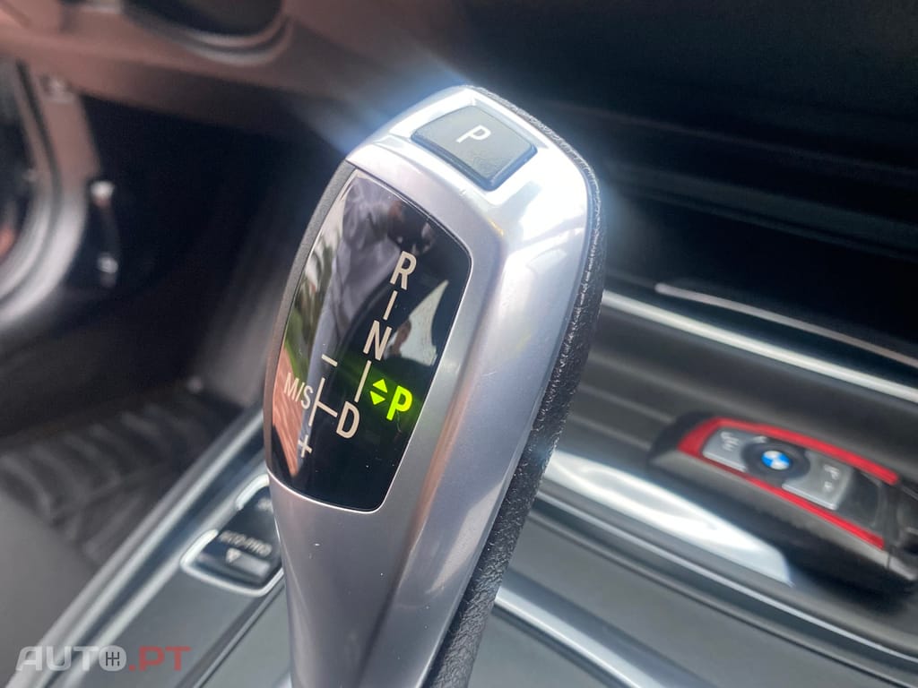 BMW 320 d Touring Sport-Aut. Blue Performance Modern Line
