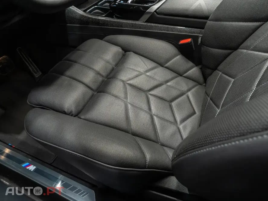 BMW 750 750e xDrive Pack Desportivo M