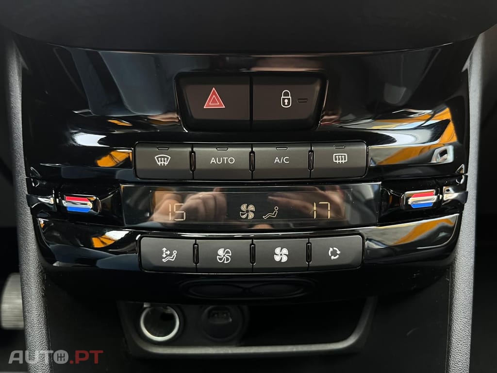 Peugeot 2008  1.2 PureTech Allure CROSSWAY