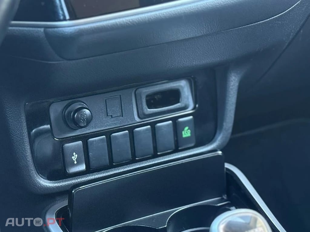 Mitsubishi Outlander 2.4L PHEV 4WD INTENSE