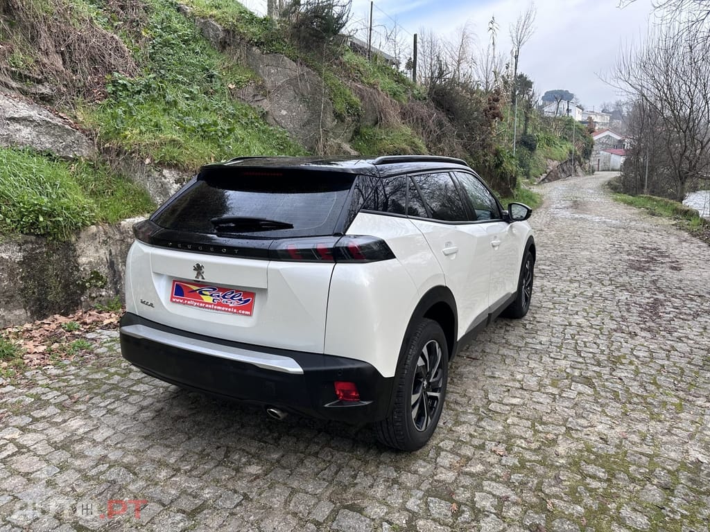 Peugeot 2008 1.5 BlueHDi Allure Pack EAT8