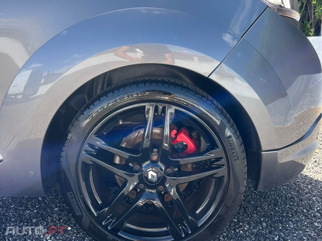 Renault Mégane Coupe 2.0 T 16V RS