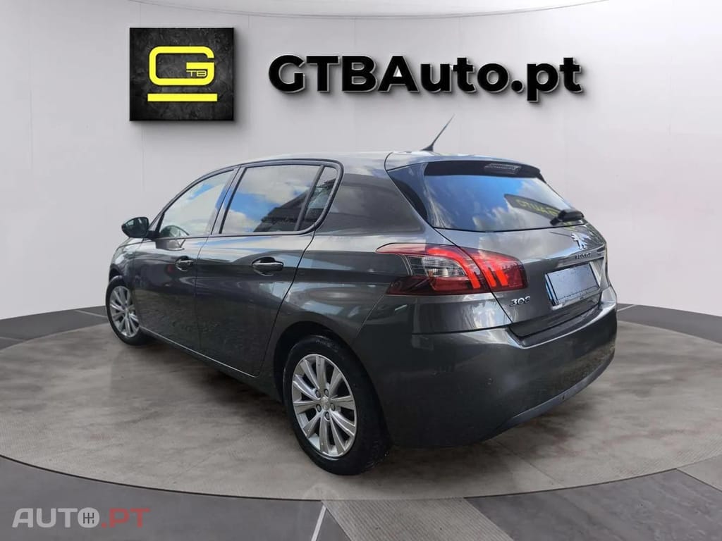 Peugeot 308 1.2i Style