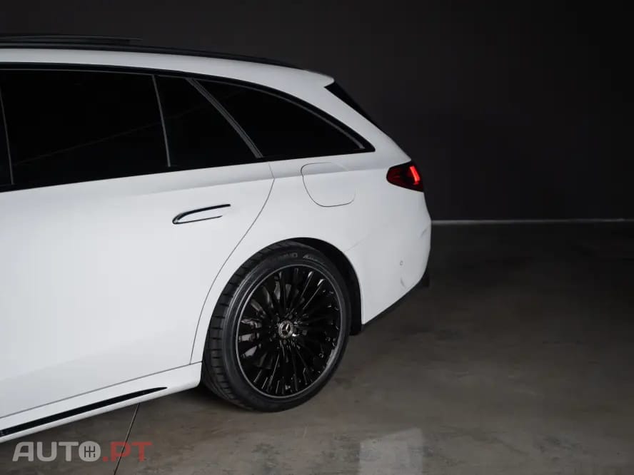 Mercedes-Benz E 300 de 4Matic AMG Line