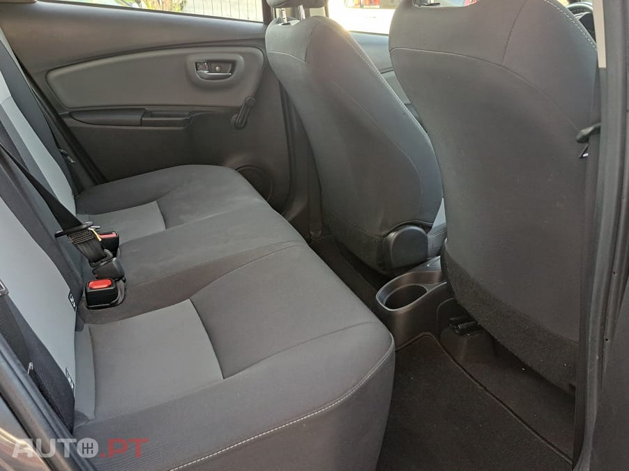 Toyota Yaris VVT-i Comfort