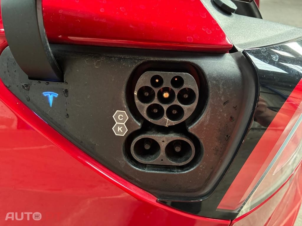 Tesla Model 3 Long Range AWD Dual Motor