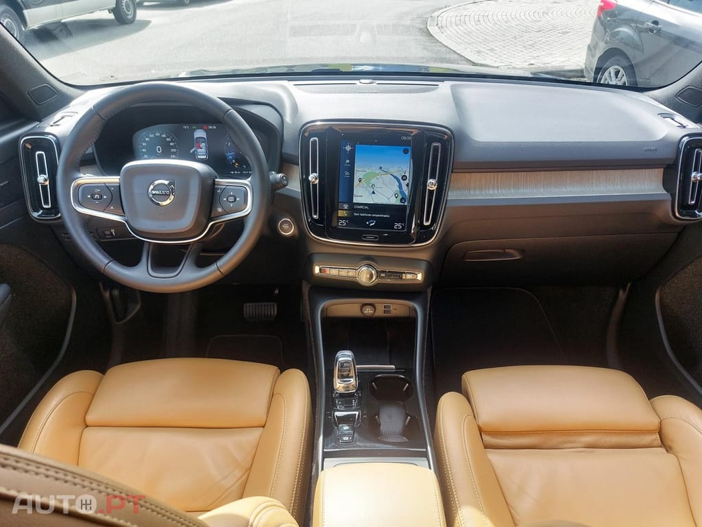 Volvo XC40 2.0 T5 Inscription