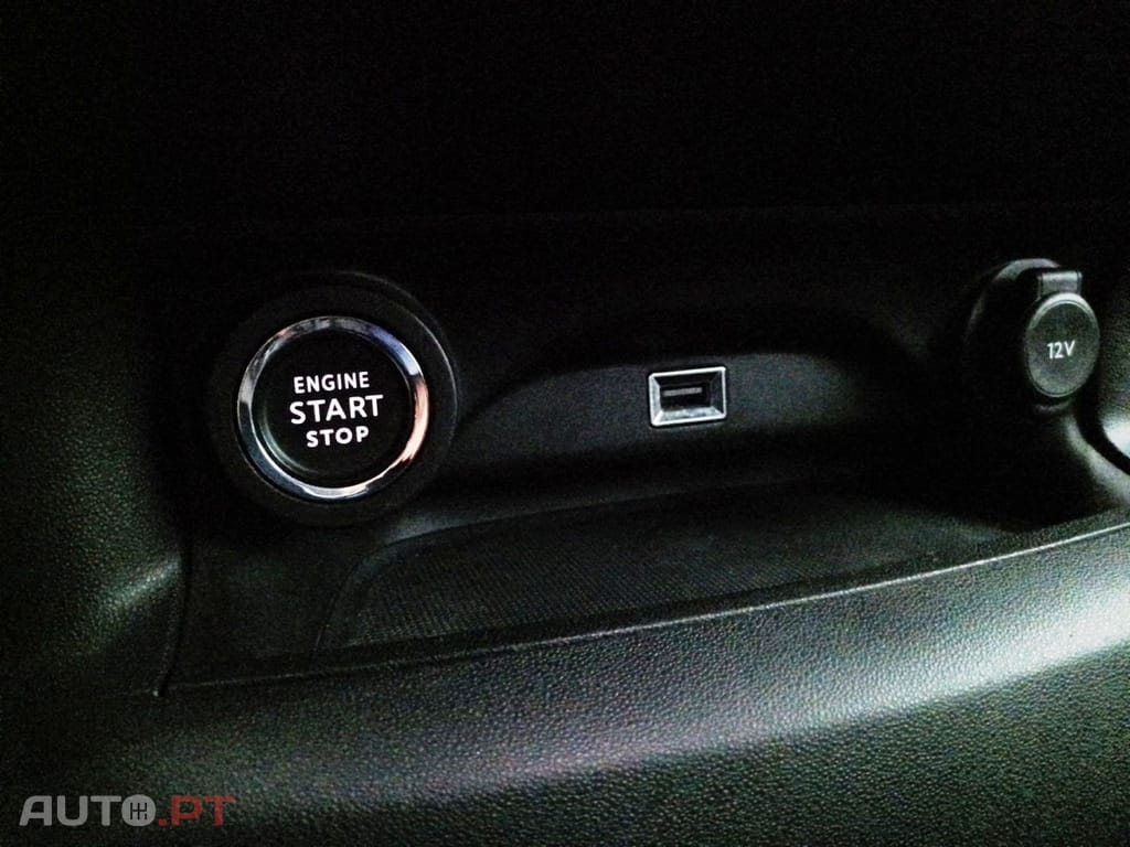 Citroen C4 Cactus 1.2 PureTech Shine Pack