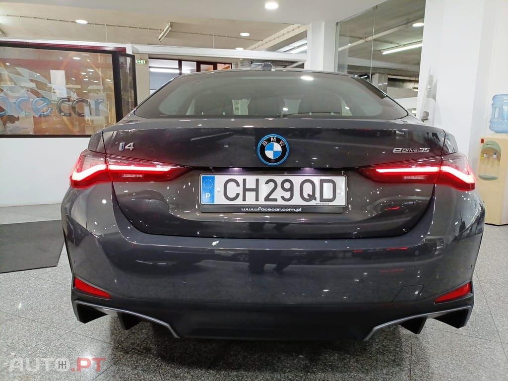 BMW i4 eDrive35