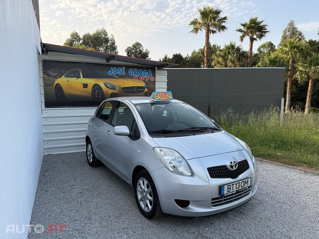Toyota Yaris 1.0 VVT-i AC