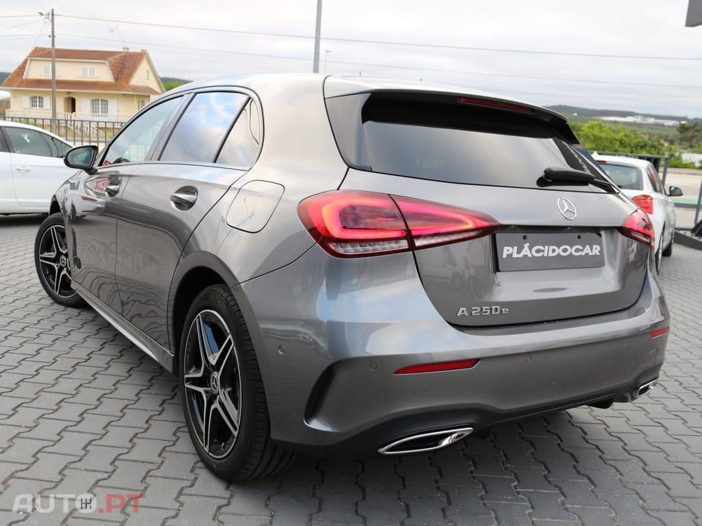 Mercedes-Benz A 250 e AMG Line