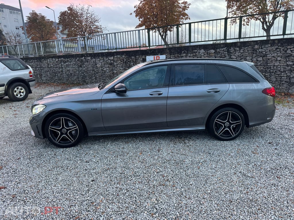 Mercedes-Benz C 300 de AMG Line