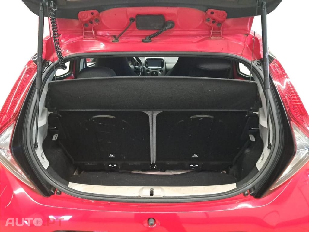 Toyota Aygo 1.0 VVT-i x-Play