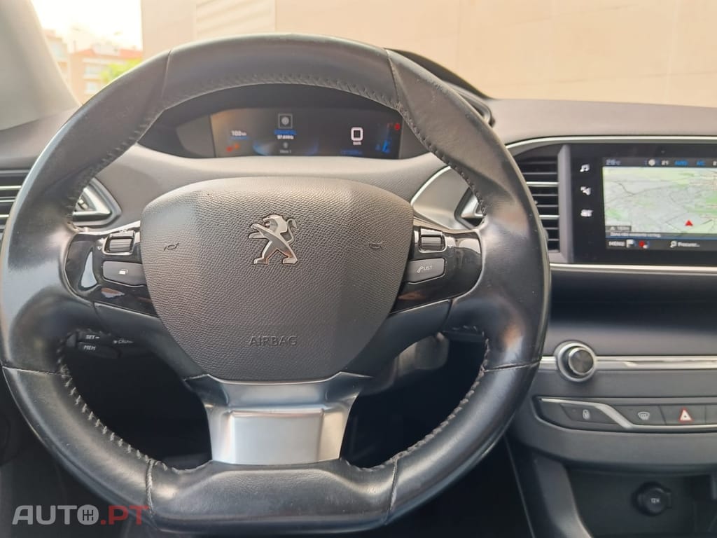 Peugeot 308 1.5 BlueHDi Style