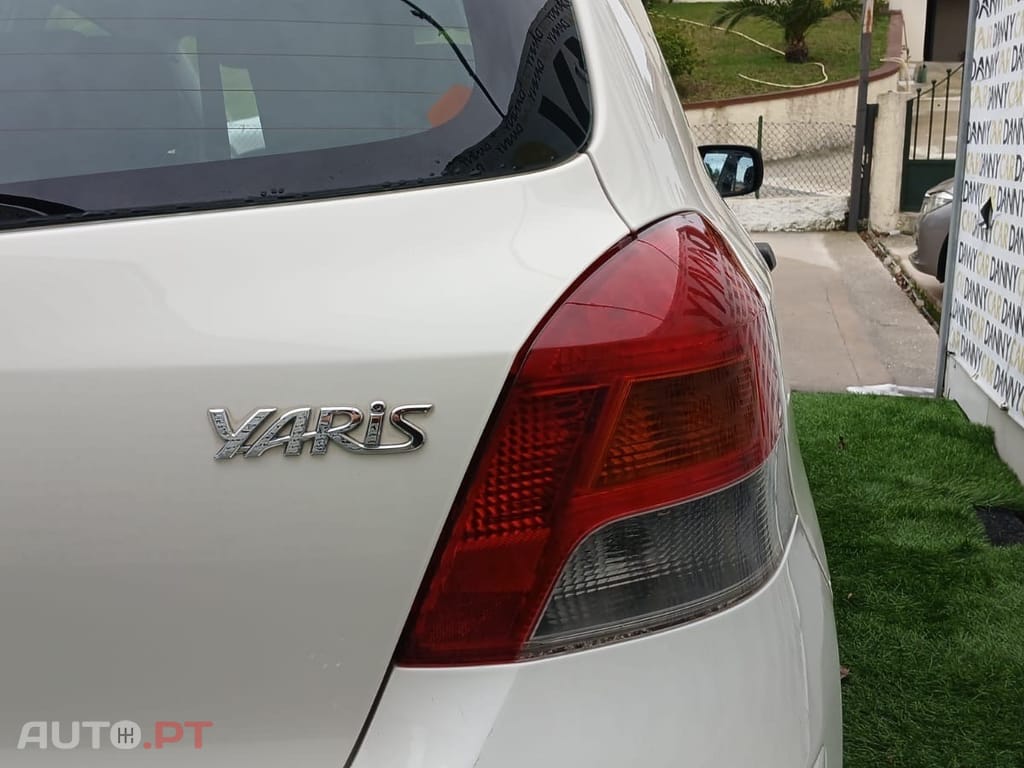Toyota Yaris 1.0 VVT-i AC