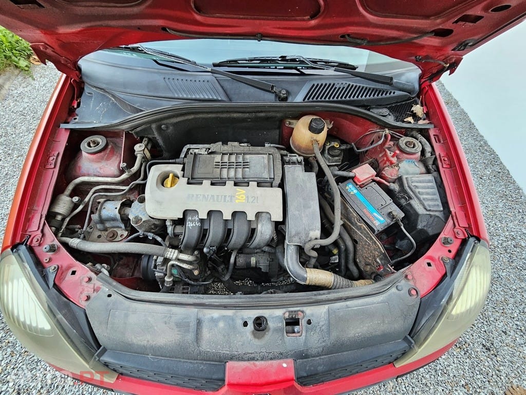 Renault Clio 1.2 16V Confort Privilège