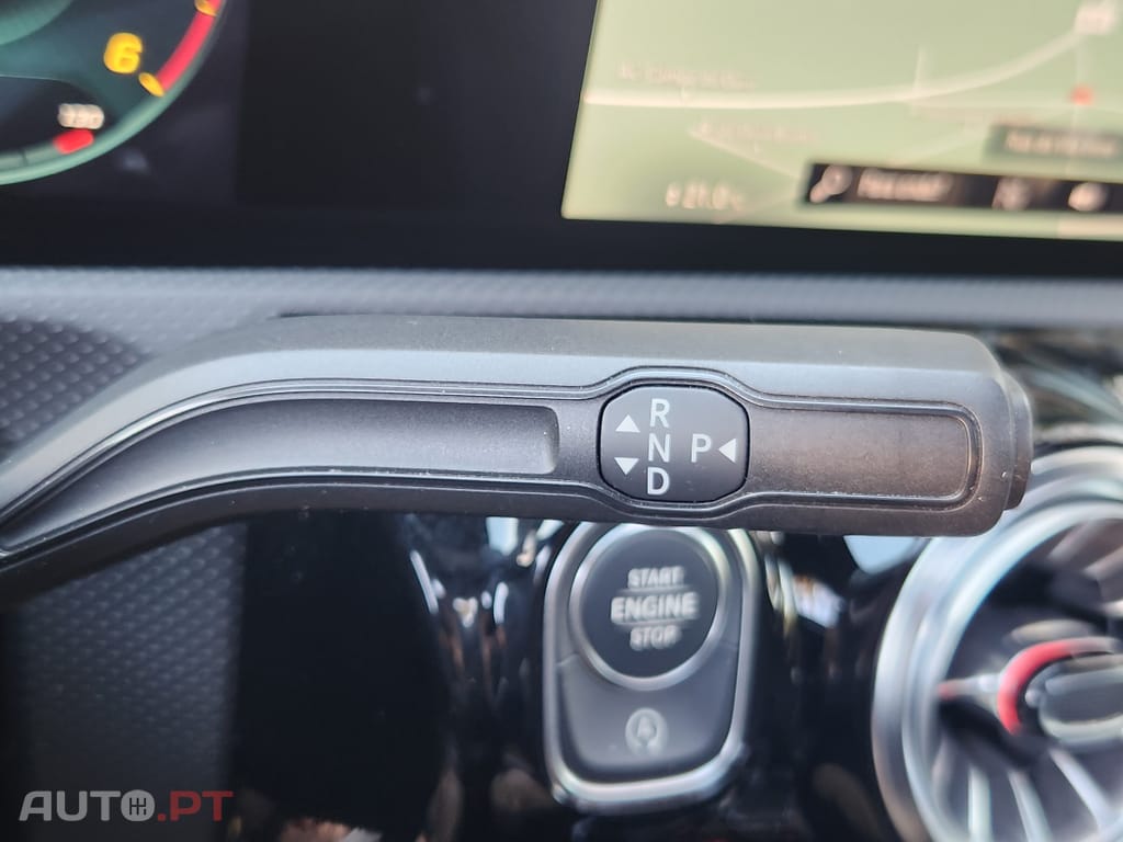 Mercedes-Benz CLA 200 d Shooting Brake 8G-DCT AMG Line