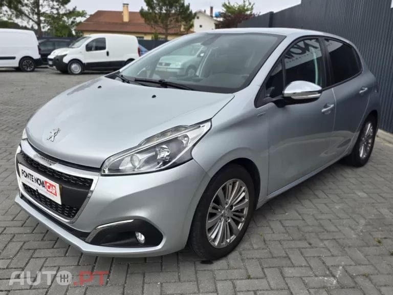 Peugeot 208 1.2 PureTech Style