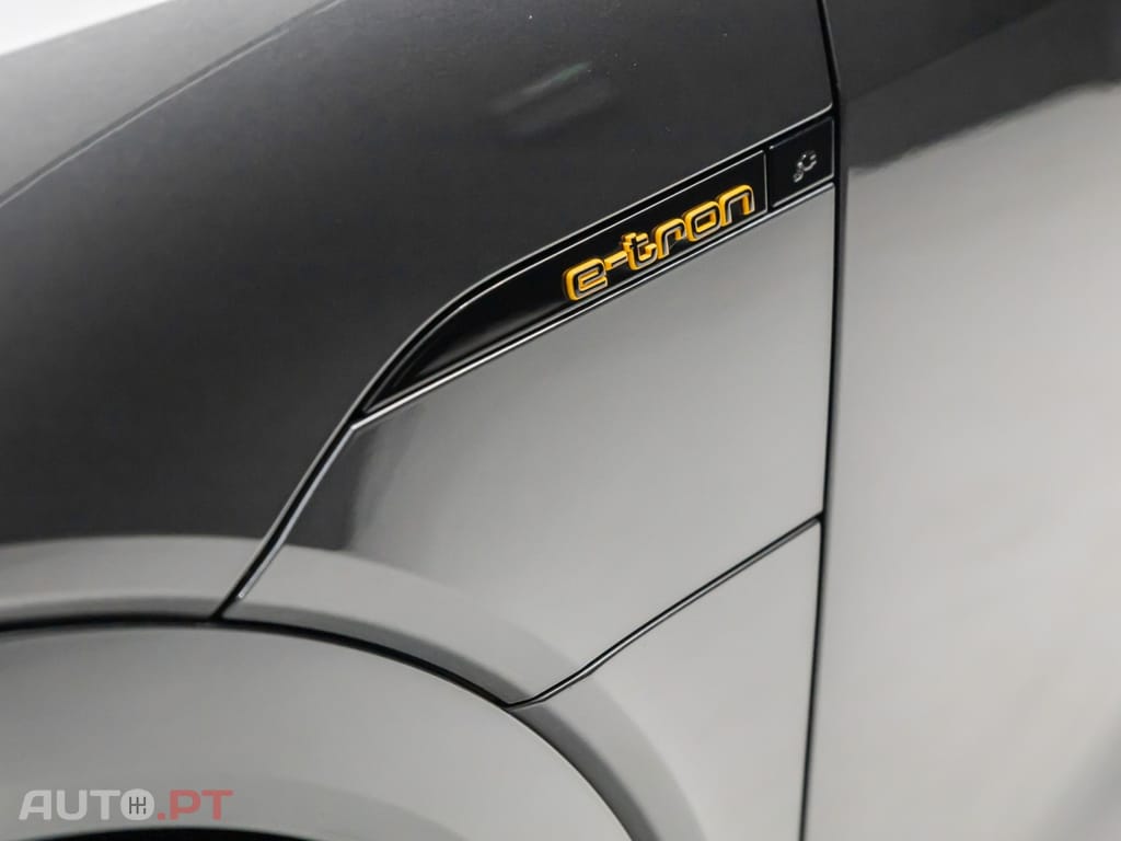 Audi E-Tron 55 quattro S line