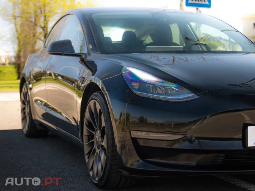 Tesla Model 3 Long Range AWD Dual Motor Performance