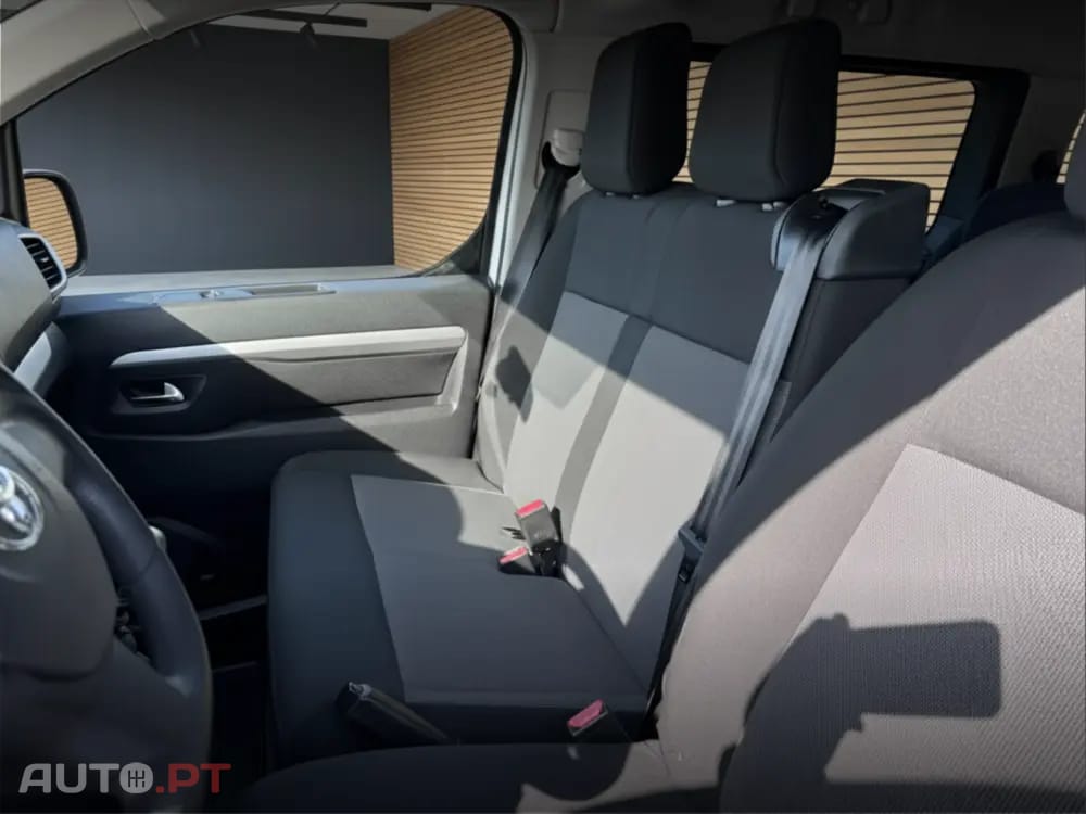 Toyota Proace Verso 1.6 D-4D L1 Shuttle 9L