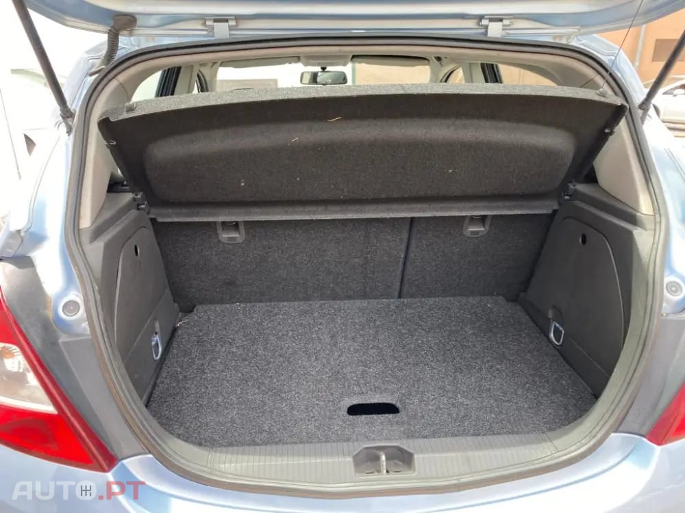 Opel Corsa 1.2 Enjoy